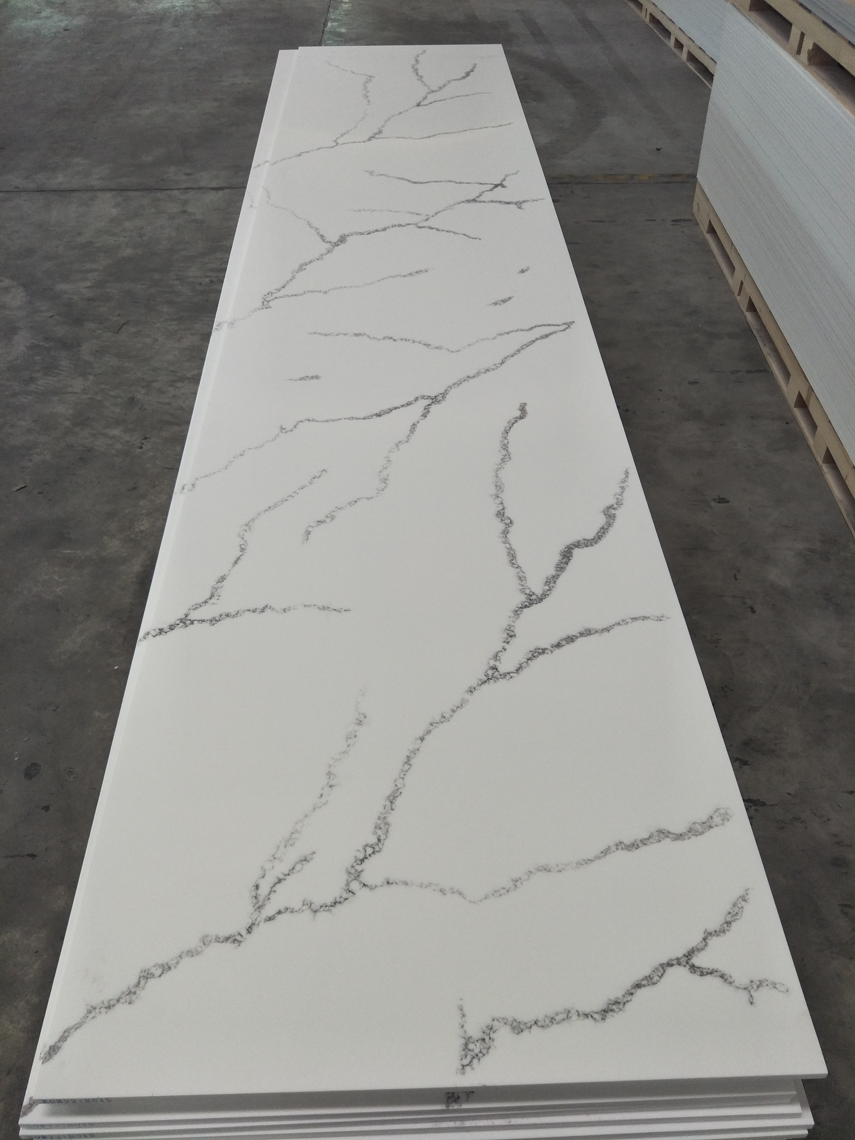 Calacatta White/Black Artificial Marble Solid Surface