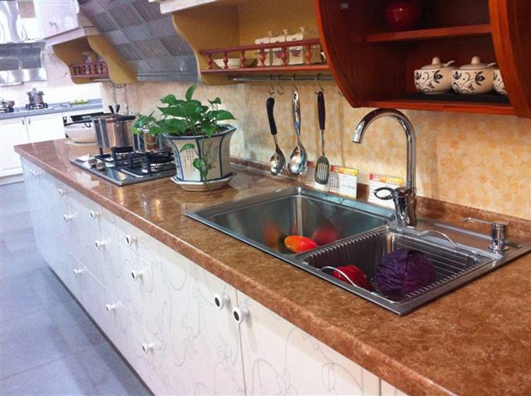 акрил против полиэстера